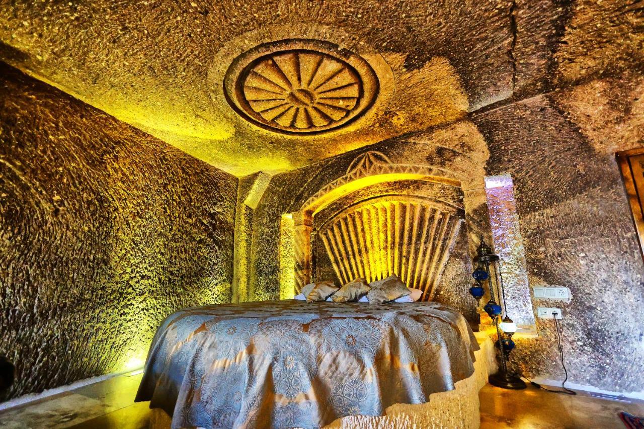 Cappadocia Empire Cave Hotel Göreme Esterno foto