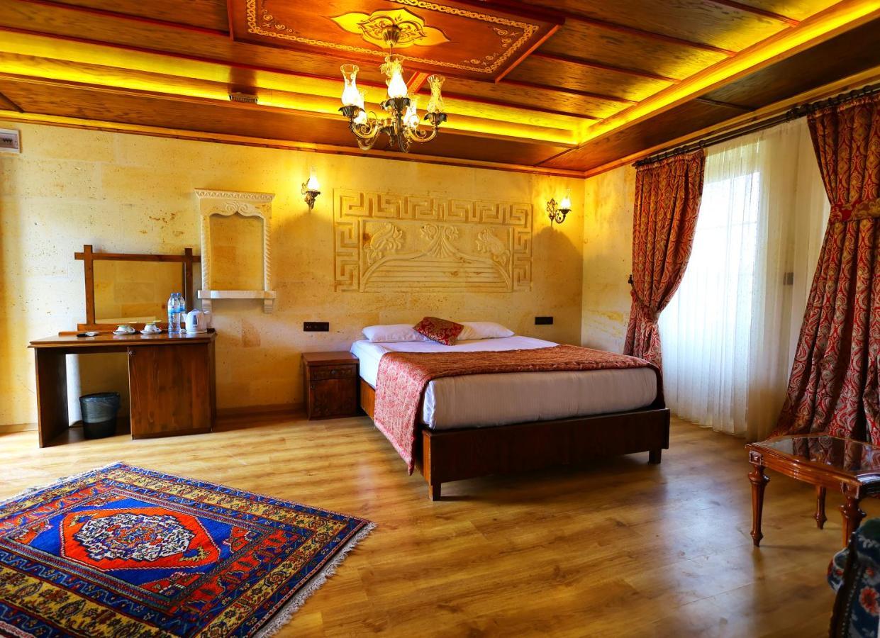 Cappadocia Empire Cave Hotel Göreme Esterno foto