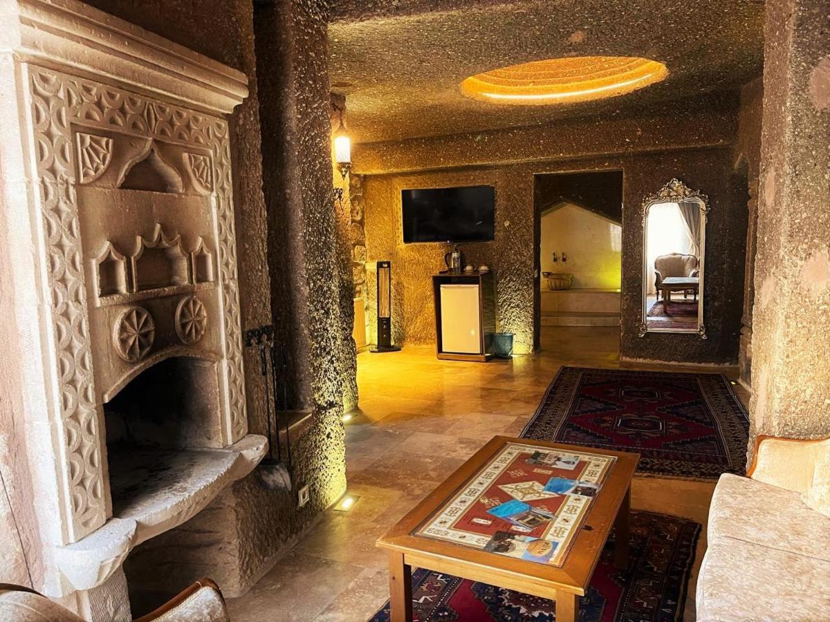 Cappadocia Empire Cave Hotel Göreme Esterno foto