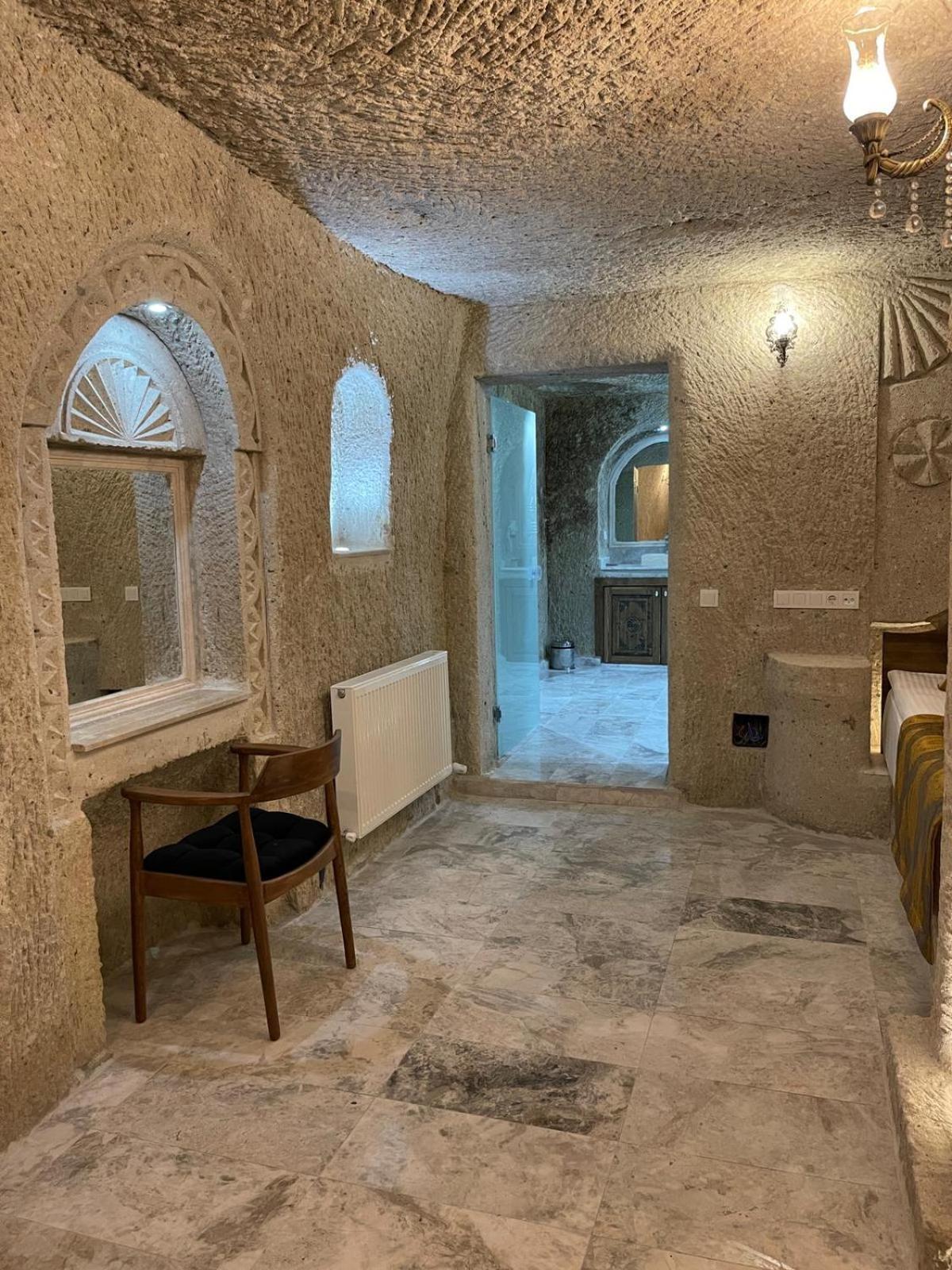 Cappadocia Empire Cave Hotel Göreme Esterno foto