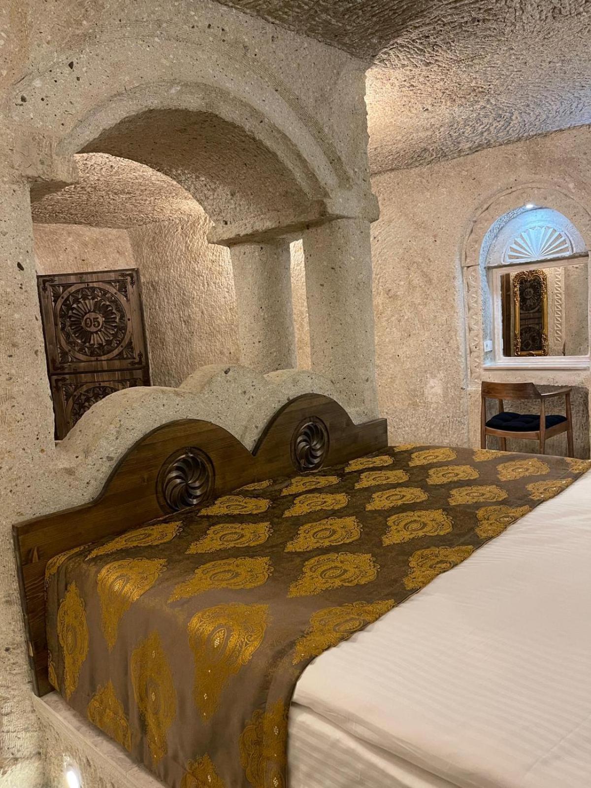 Cappadocia Empire Cave Hotel Göreme Esterno foto