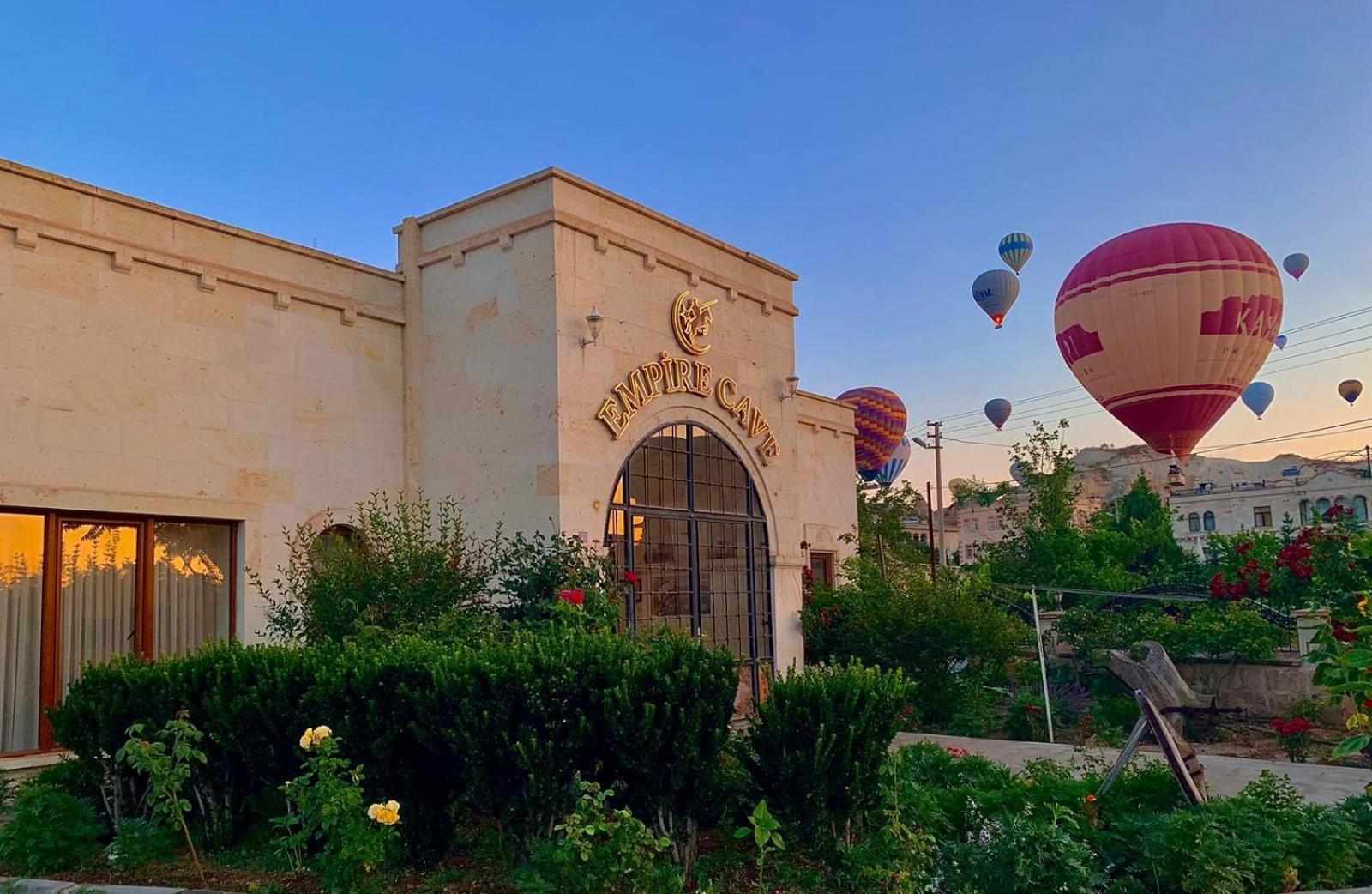 Cappadocia Empire Cave Hotel Göreme Esterno foto