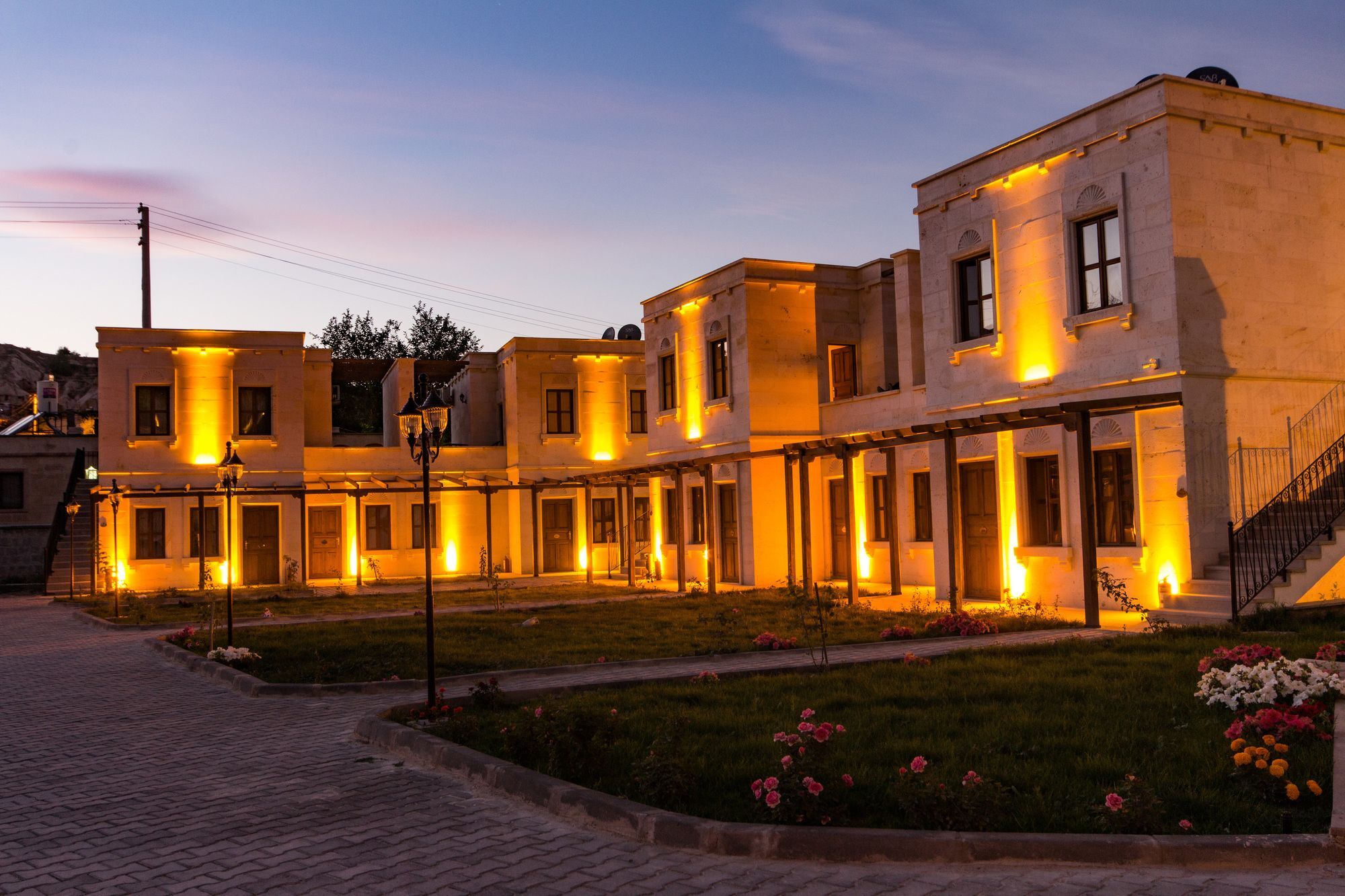 Cappadocia Empire Cave Hotel Göreme Esterno foto